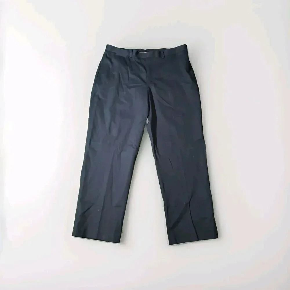 L.L Bean Classic Fit Chino Pants Pleated Front Black Cotton Twill Size 40x32